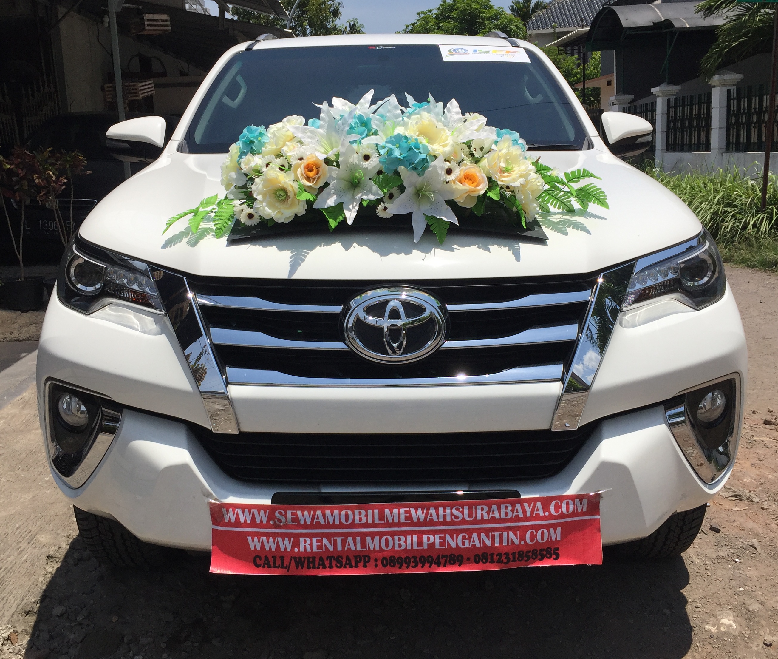 Sewa Alphard Surabaya, Sewa Mobil Alphard Surabaya, Rental Alphard Surabaya, Rental Mobil Alphard Surabaya, Wedding Car Surabaya, Sewa Mobil Pengantin Surabaya, Rental Mobil Pengantin Surabaya