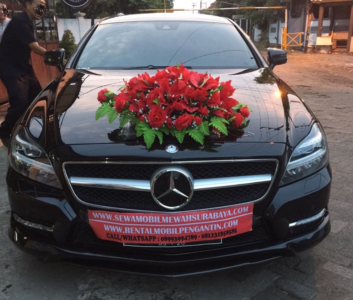 Sewa Alphard Surabaya, Sewa Mobil Alphard Surabaya, Rental Alphard Surabaya, Rental Mobil Alphard Surabaya, Wedding Car Surabaya, Sewa Mobil Pengantin Surabaya, Rental Mobil Pengantin Surabaya